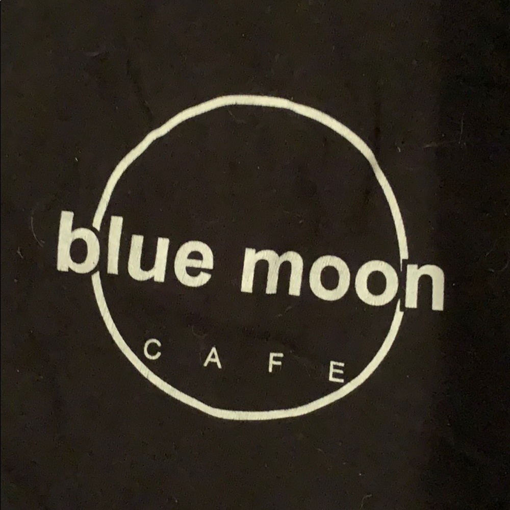 Blue Moon Cafe logo tee